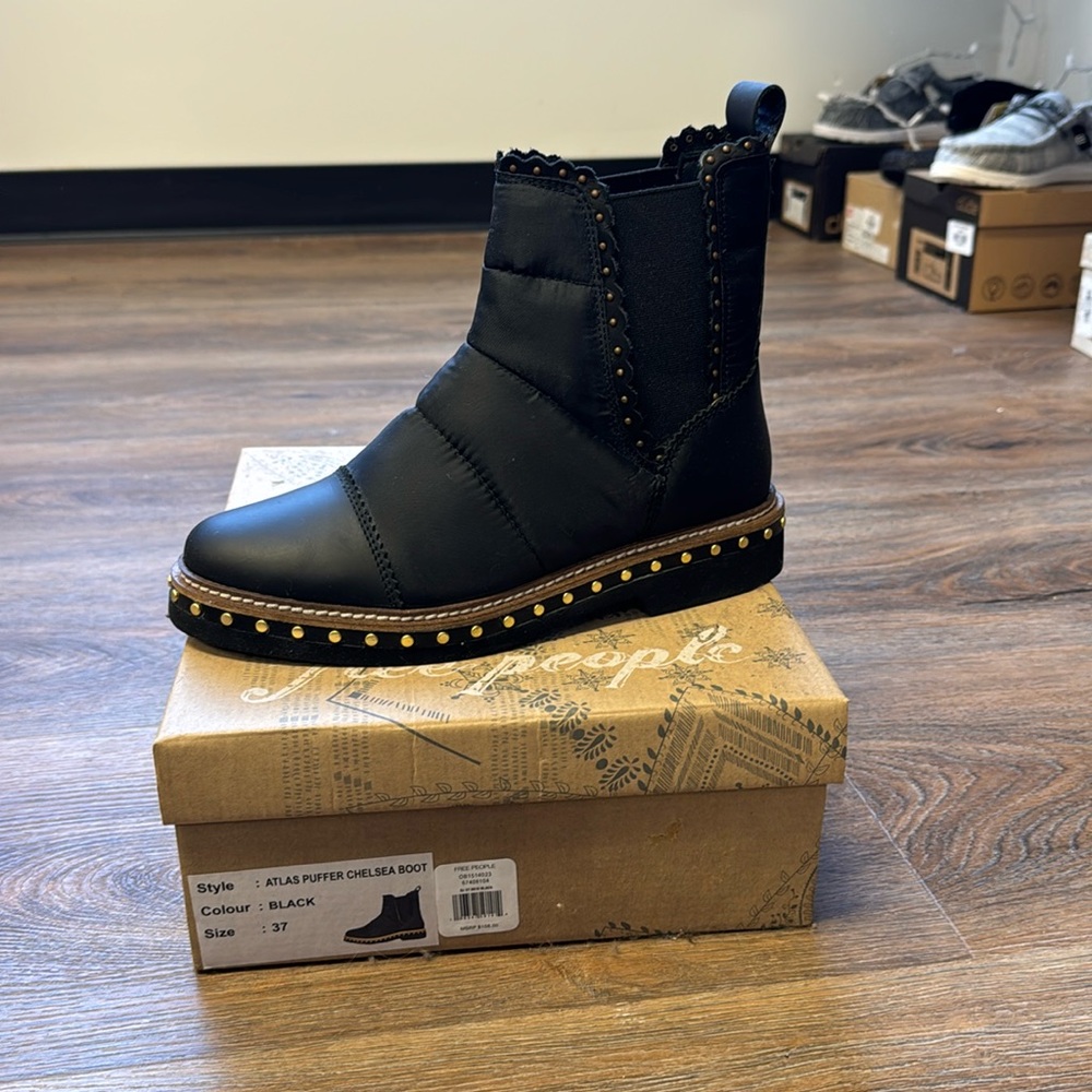 Free people atlas puffer Chelsea boot